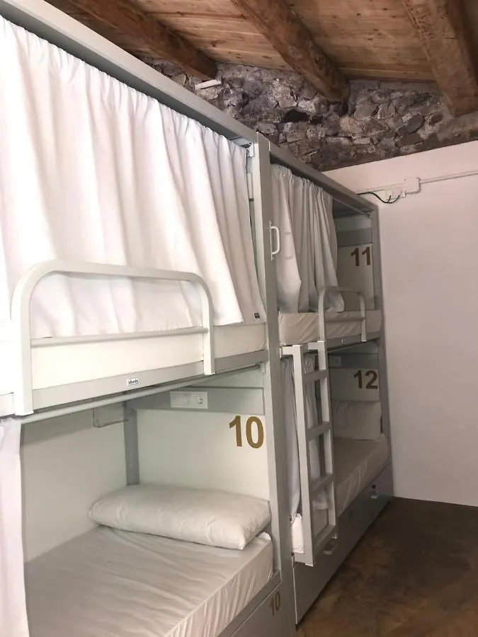 Albergue de Pas Pont de Suert Hostal