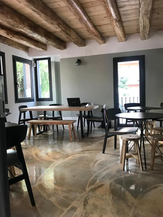 Albergue De Pas El Pont de Suert